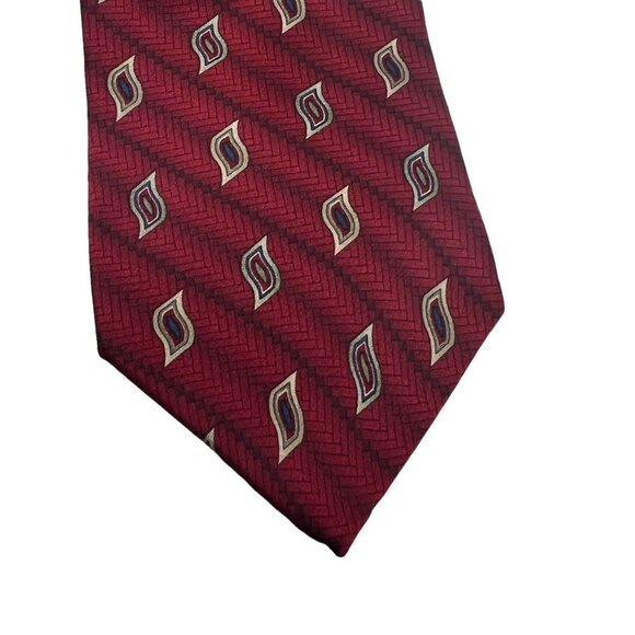 Bill Blass Black Label Red Herringbone 100% Silk Men's Necktie Tie - Picture 3 of 5